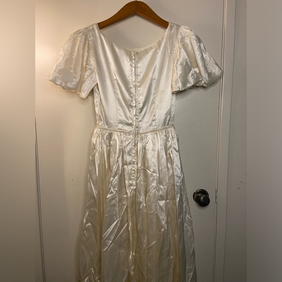Vintage satin dress - Picture 7 of 8